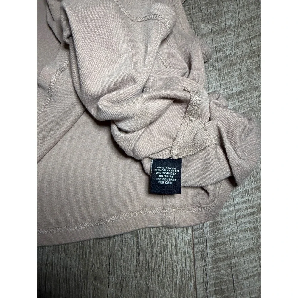 Premise Women's Tan Mock Neck Sleeveless Shell Top‎ Curved Hem Size Small